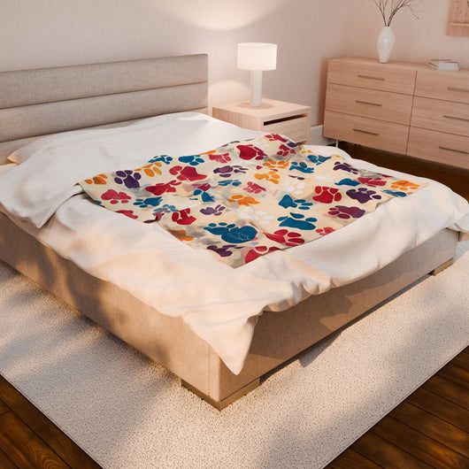 Velveteen Plush Blanket - Paw Prints