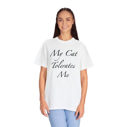 Mi gato me tolera - Camiseta unisex (14 colores)