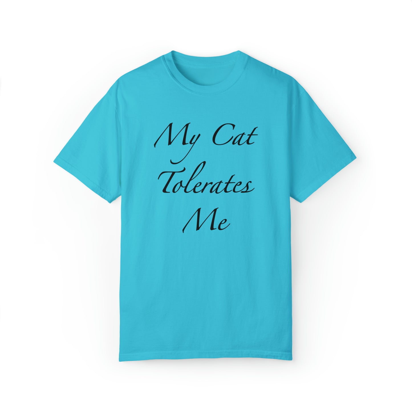 Mi gato me tolera - Camiseta unisex (14 colores)