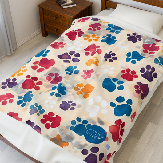 Velveteen Plush Blanket - Paw Prints