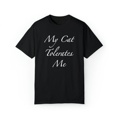 Mi gato me tolera - Camiseta unisex (14 colores)